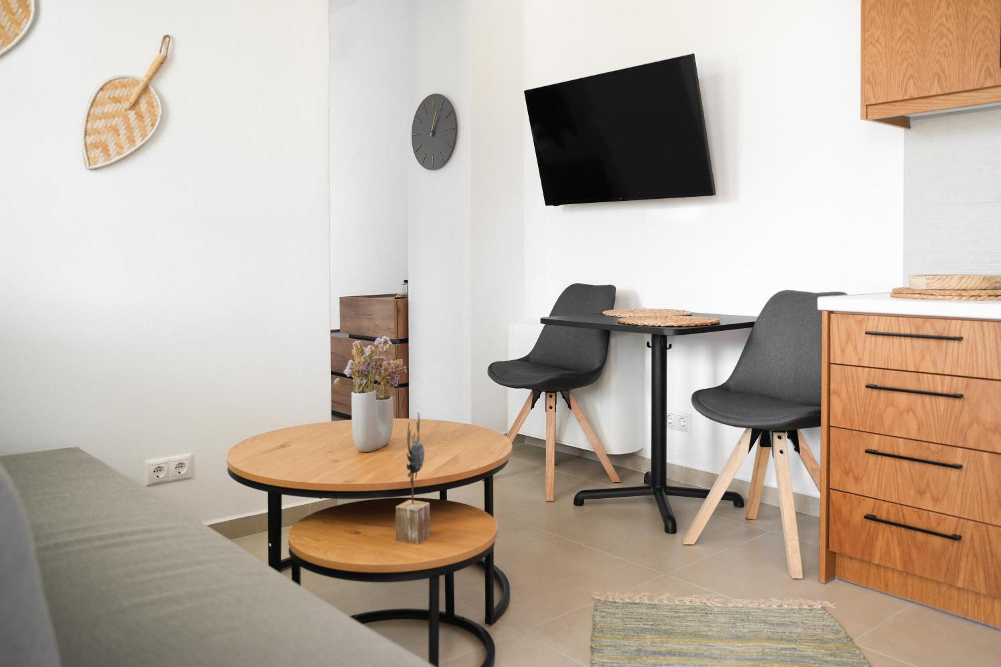 Pyrra Apartments Skýros Eksteriør bilde
