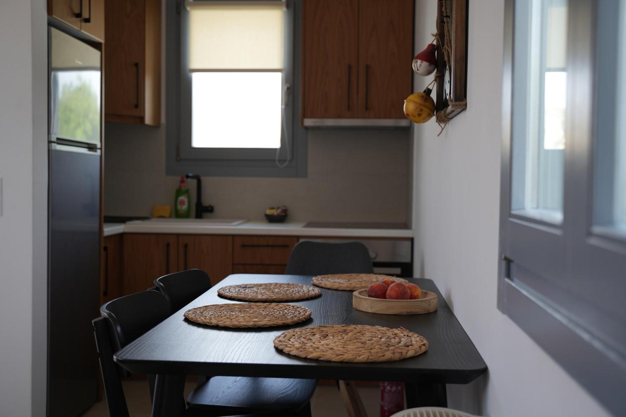 Pyrra Apartments Skýros Eksteriør bilde